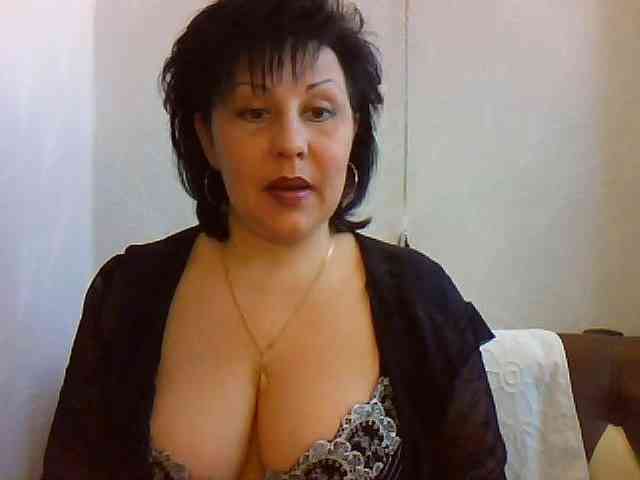 SweetPussyZvZ webcam