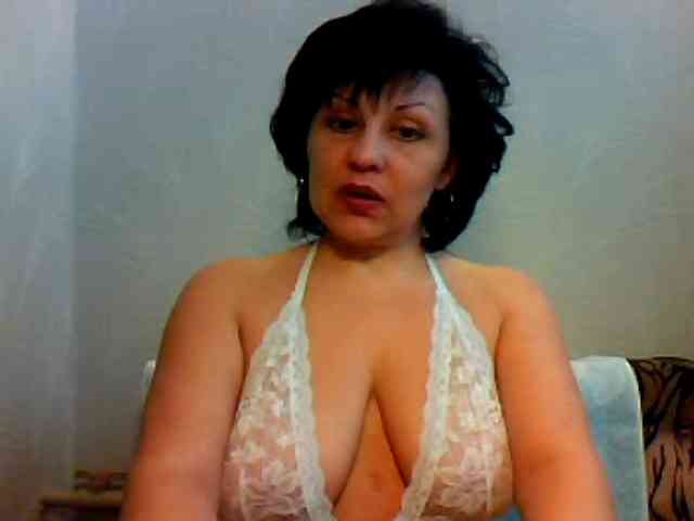 ChokoPiss-69 webcam