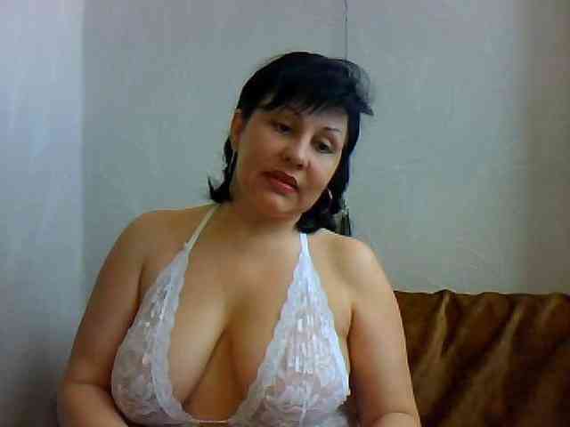 ShokoladPusss-XxX webcam