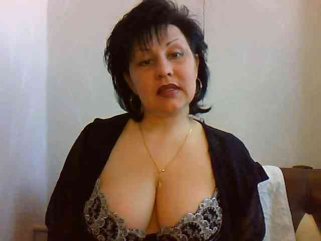 ShokoladPusss-XxX webcam