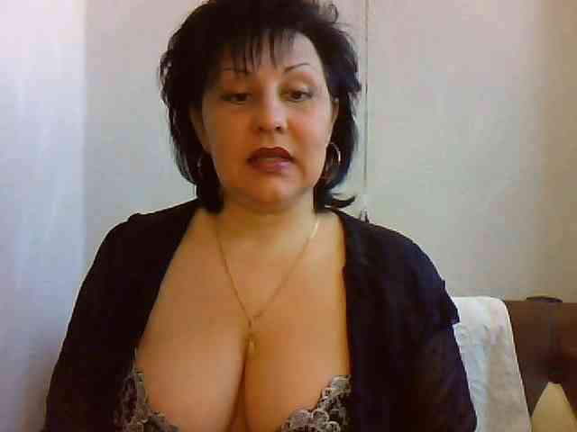 ChokoPiss-69 webcam
