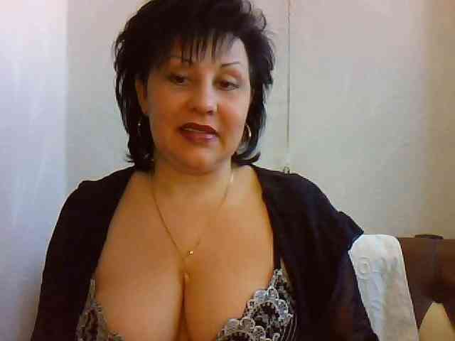 ShokoladPusss-XxX webcam