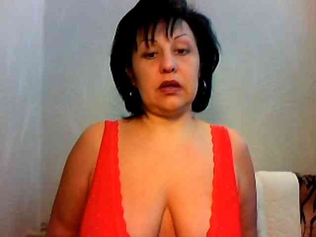 ChokoPiss-69 webcam