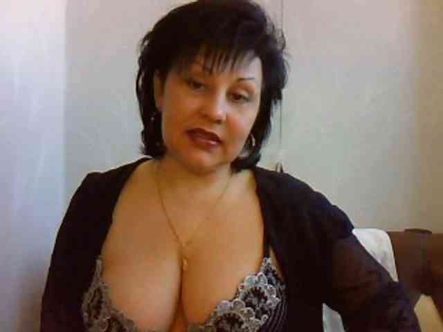 ChokoPiss-69 webcam