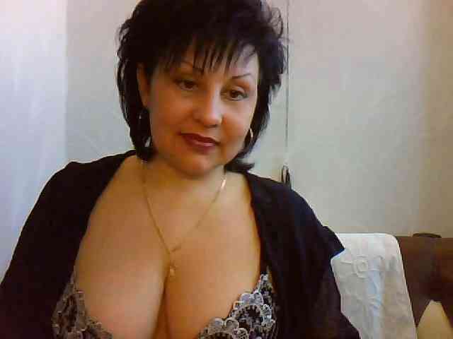 ShokoladPusss-XxX webcam