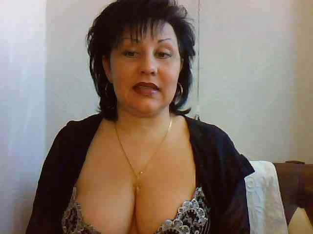 SweetPussyZvZ webcam