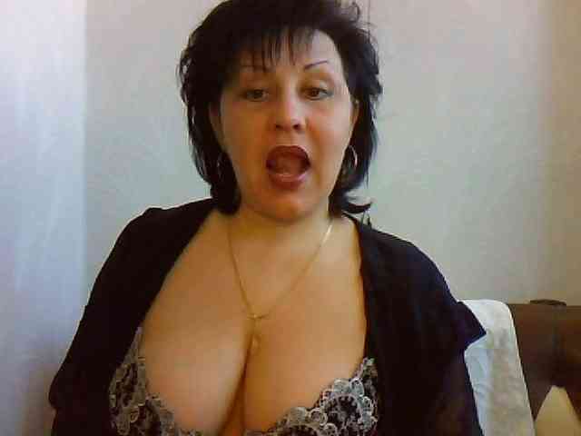 ShokoladPusss-XxX webcam