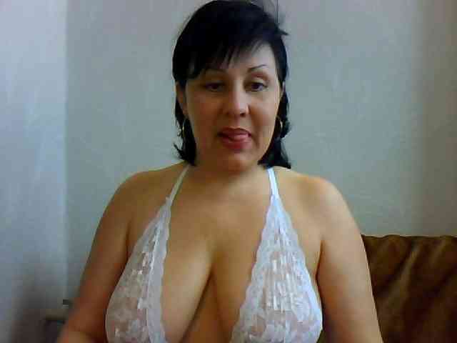 SweetPussyZvZ webcam