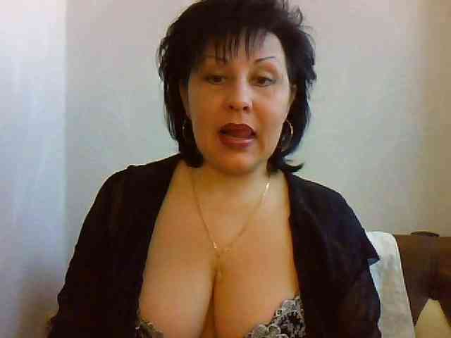 ChokoPiss-69 webcam
