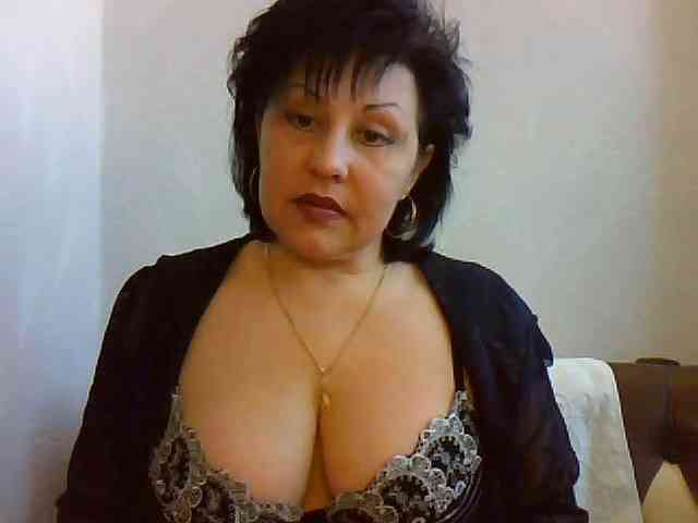 ChokoPiss-69 webcam