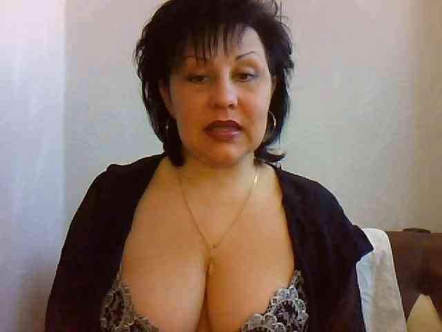 ChokoPiss-69 webcam