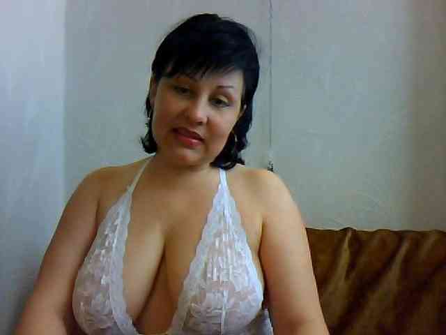 ChokoPiss-69 webcam