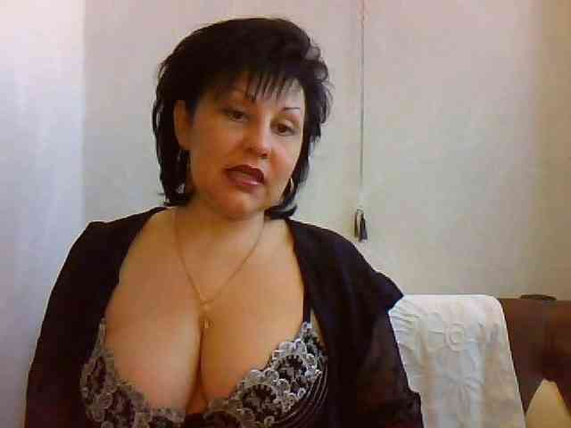 SweetPussyZvZ webcam