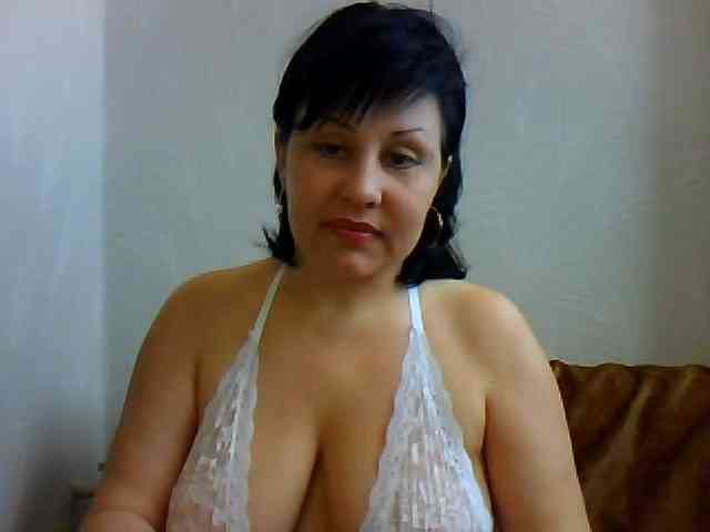 SweetPussyZvZ webcam