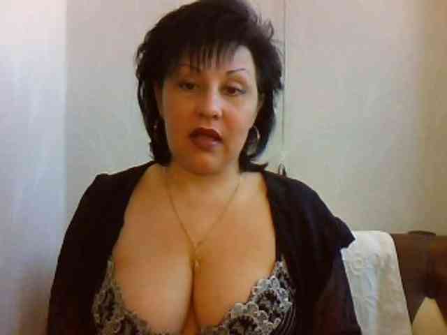 ChokoPiss-69 webcam