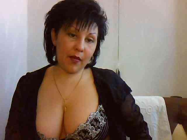 ChokoPiss-69 webcam