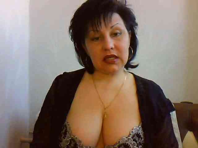 ChokoPiss-69 webcam