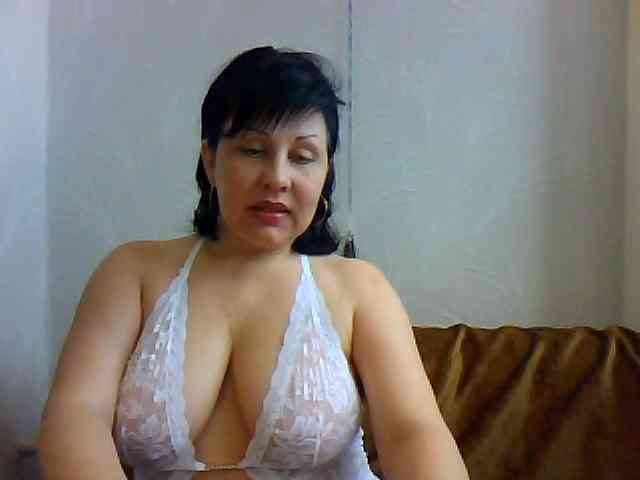 SweetPussyZvZ webcam