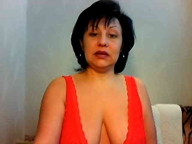 ChokoPiss-69 webcam