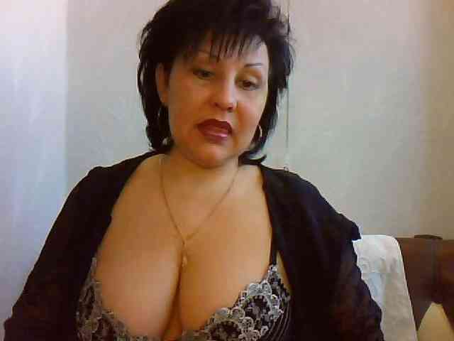 ChokoPiss-69 webcam