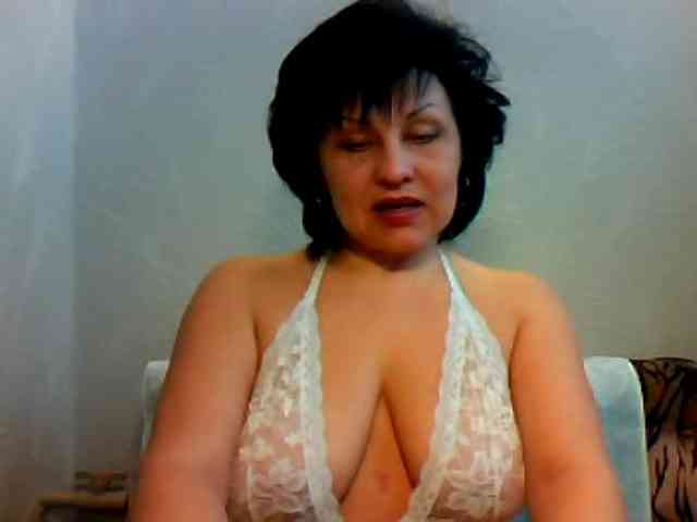 ChokoPiss-69 webcam