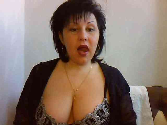 SweetPussyZvZ webcam