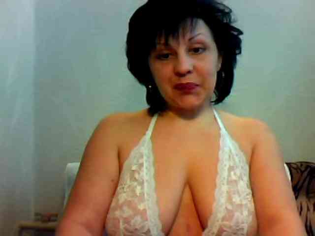 ShokoladPusss-XxX webcam