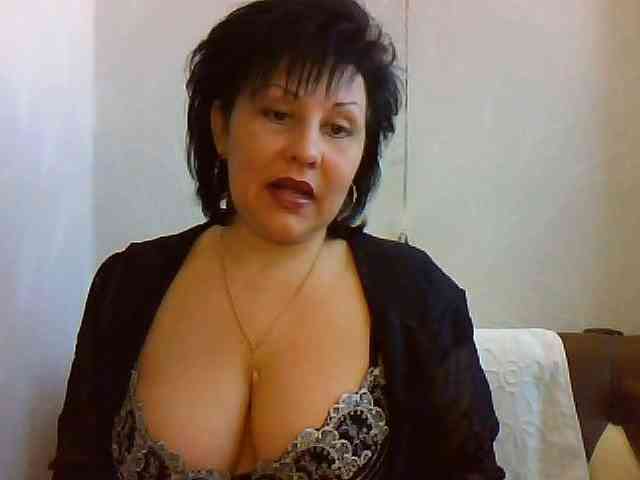 ChokoPiss-69 webcam