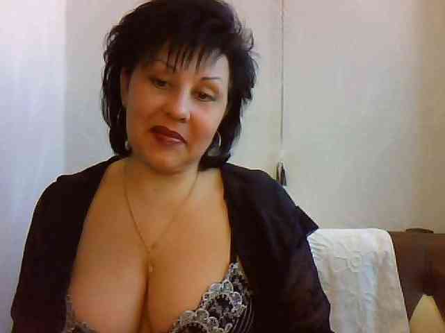 ChokoPiss-69 webcam
