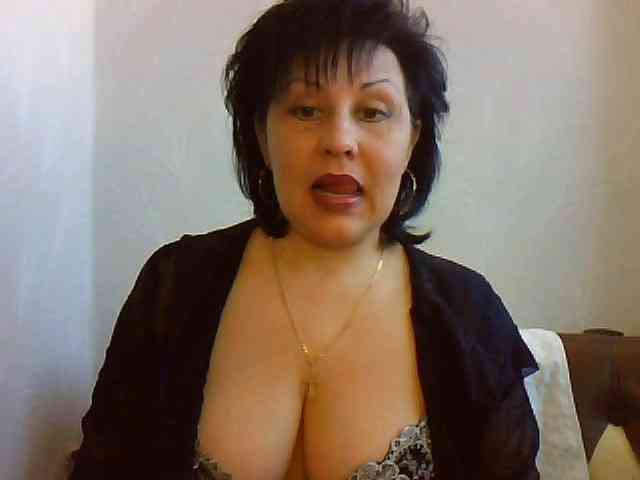 ChokoPiss-69 webcam