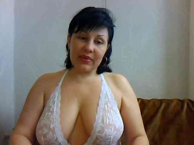 SweetPussyZvZ webcam