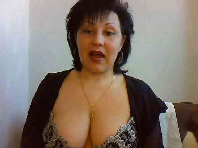 ChokoPiss-69 webcam