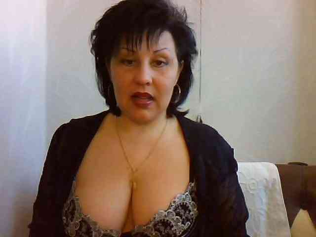 ChokoPiss-69 webcam