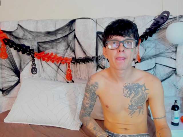 diana-santy live cam on BongaCams