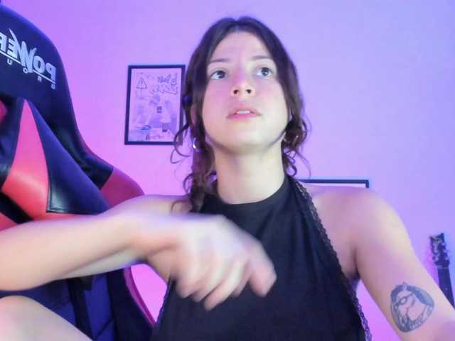 lolamustaine