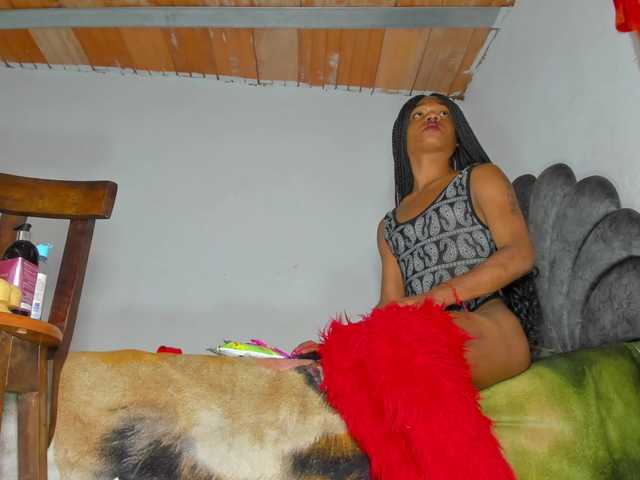 vicky-hot