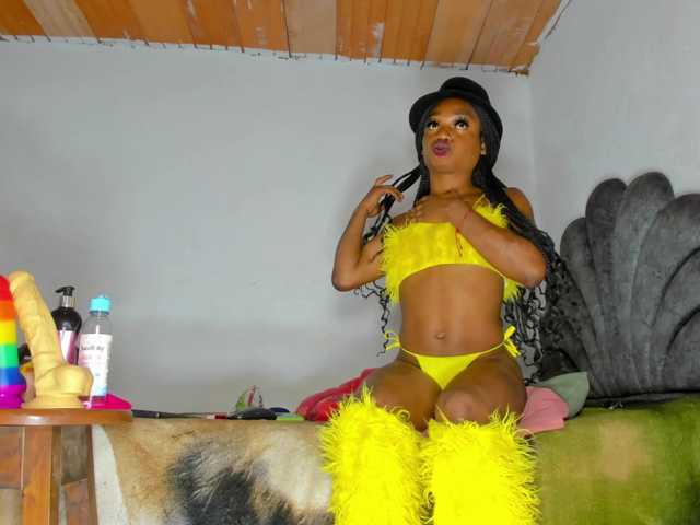 vicky-hot