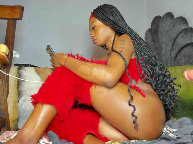 vicky-hot