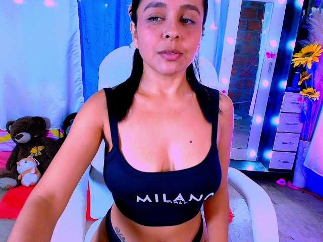 Danielasew live cam on BongaCams