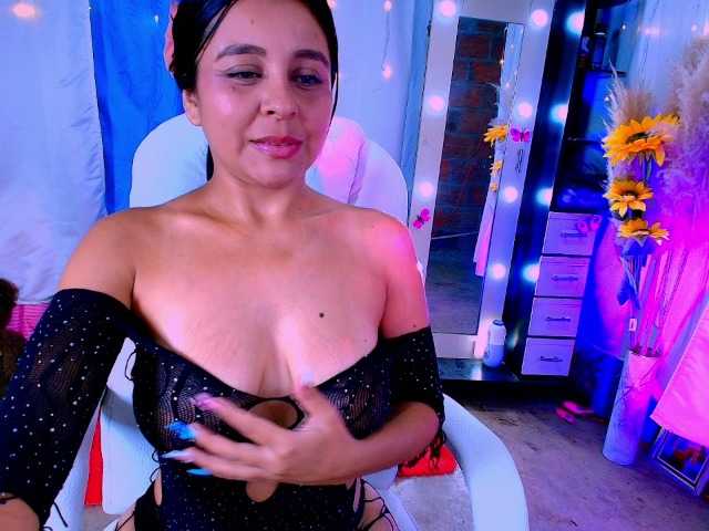 Danielasew live cam on BongaCams