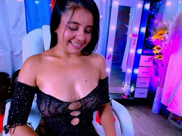 Danielasew live cam on BongaCams