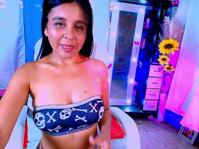 Danielasew webcam