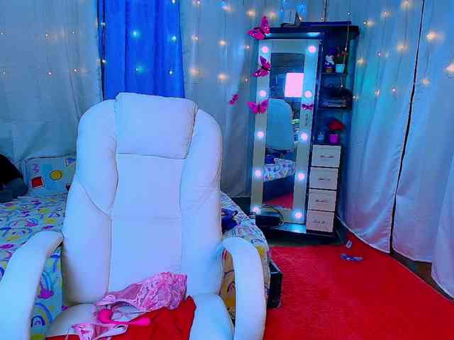Danielasew webcam