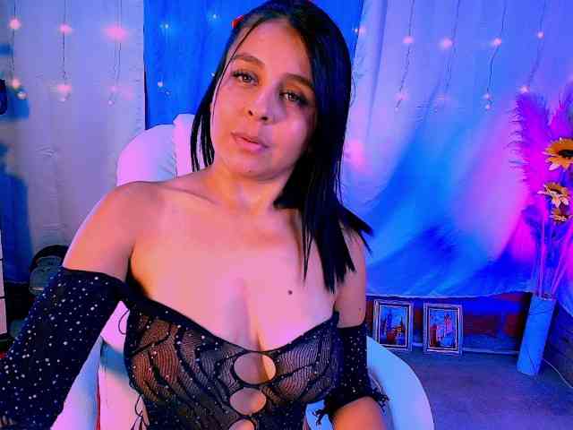 Danielasew webcam