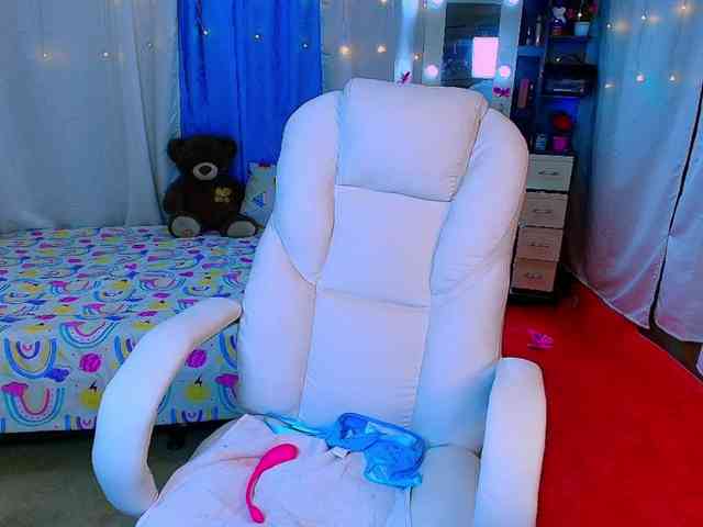 Danielasew webcam