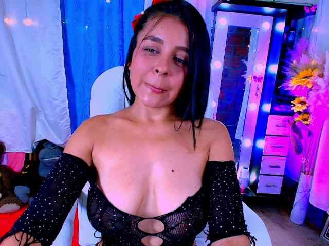 Danielasew webcam