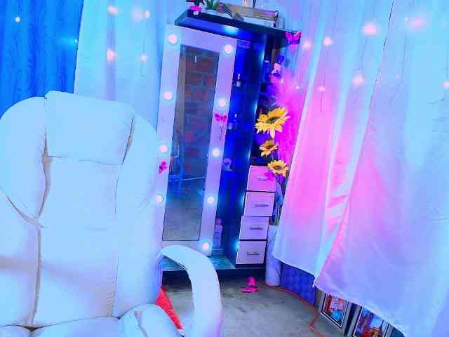 Danielasew webcam