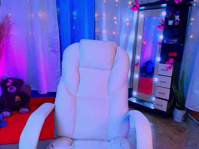 Danielasew webcam