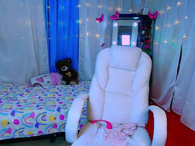 Danielasew webcam
