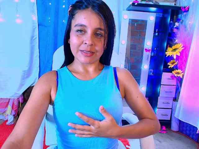 Danielasew webcam